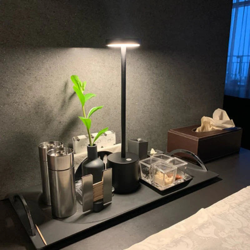 Luminária de Mesa Sem Fio | Bateria Recarregável e Iluminação Ajustável Abajur
