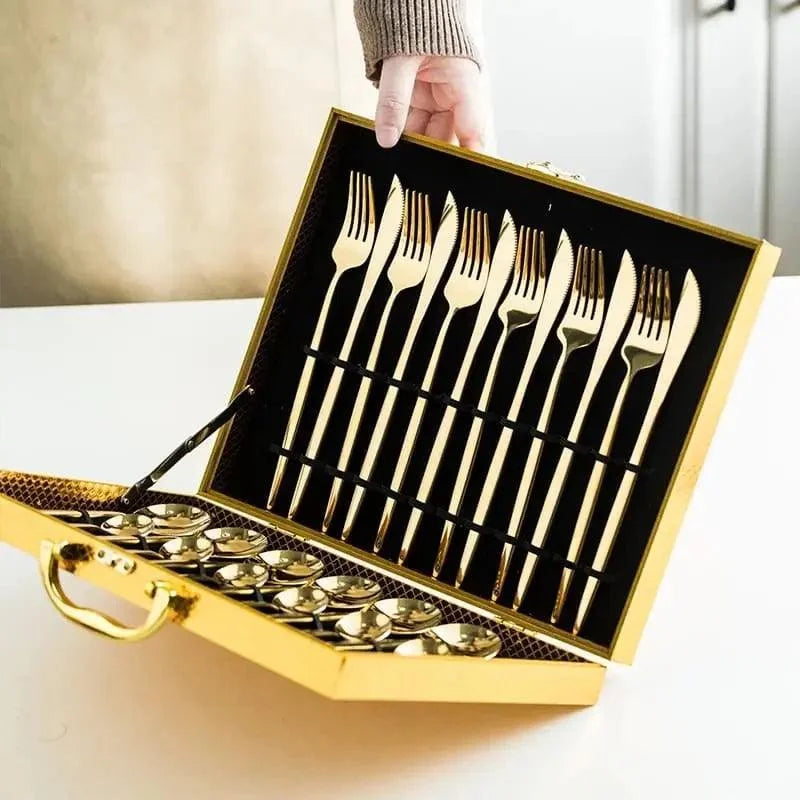 Jogo de Talheres de Aço Inox 24 Peças com Maleta